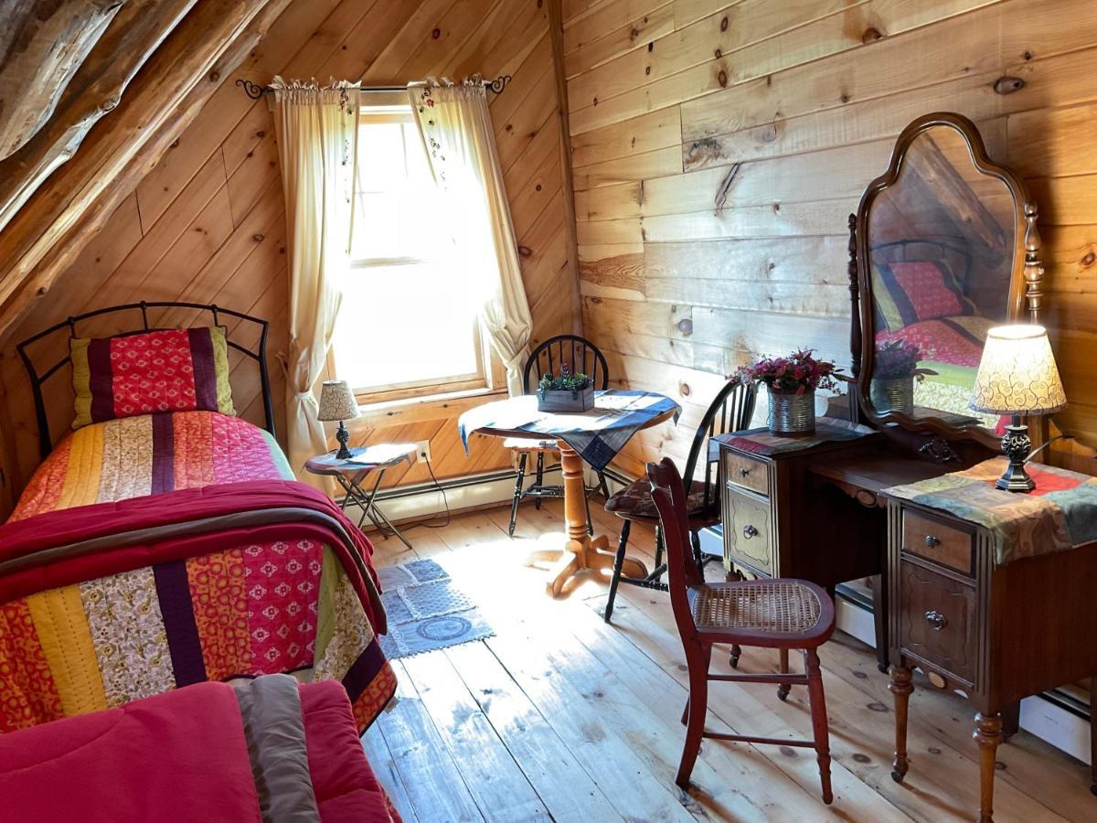 Lodge Solange Palatino Bridge Ngoại thất bức ảnh